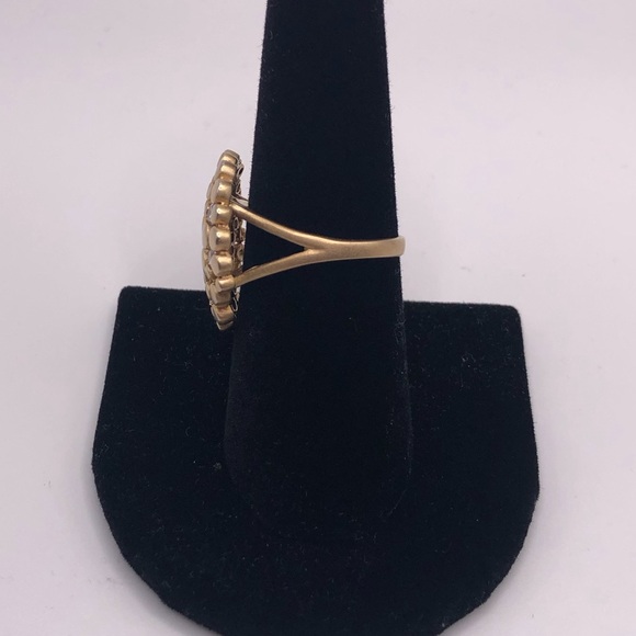 18k 0.50ct Pebble Ring - Picture 8 of 10